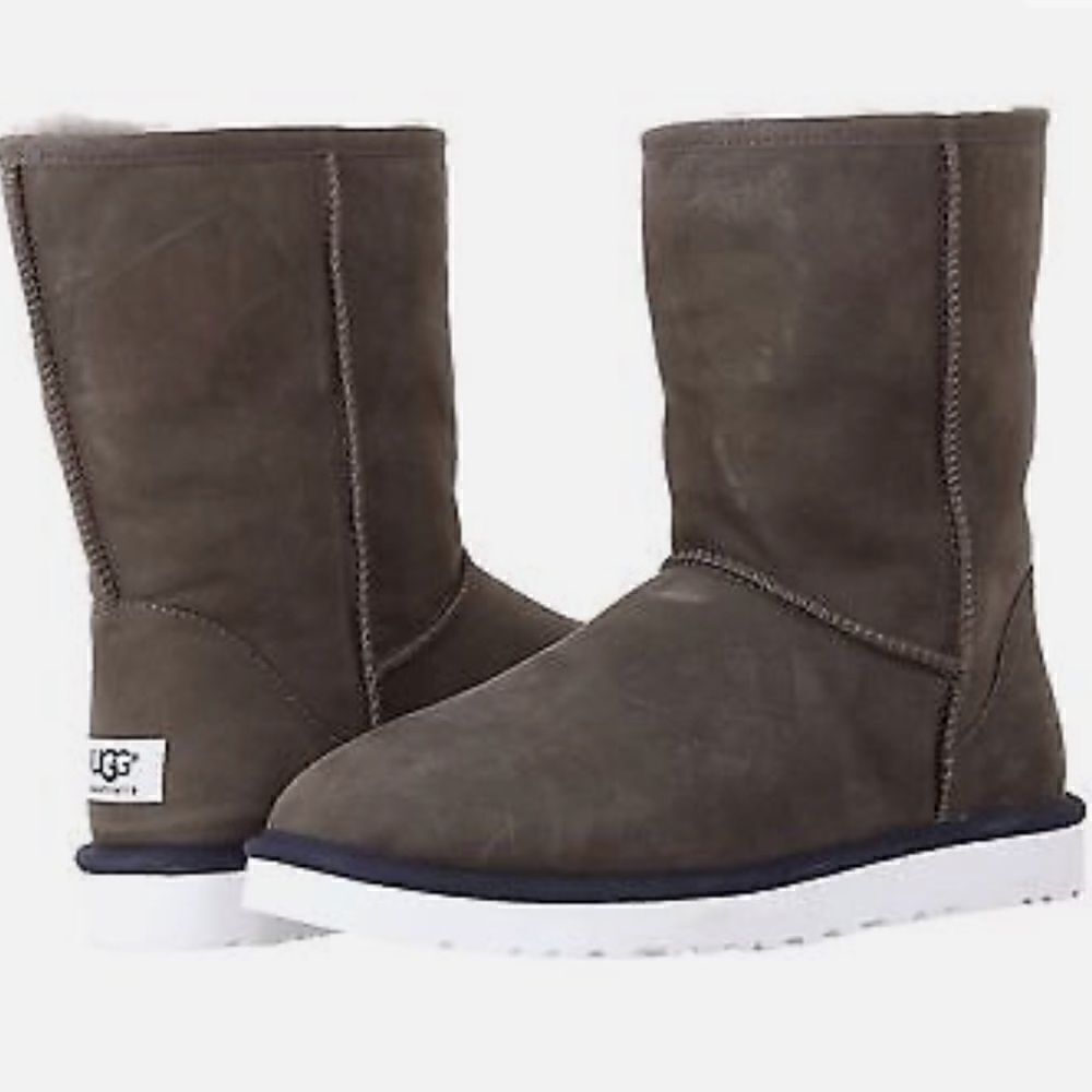 UGG Metal Gray Classic Short Suede Shearling Boot in Men's Extended Size 18
